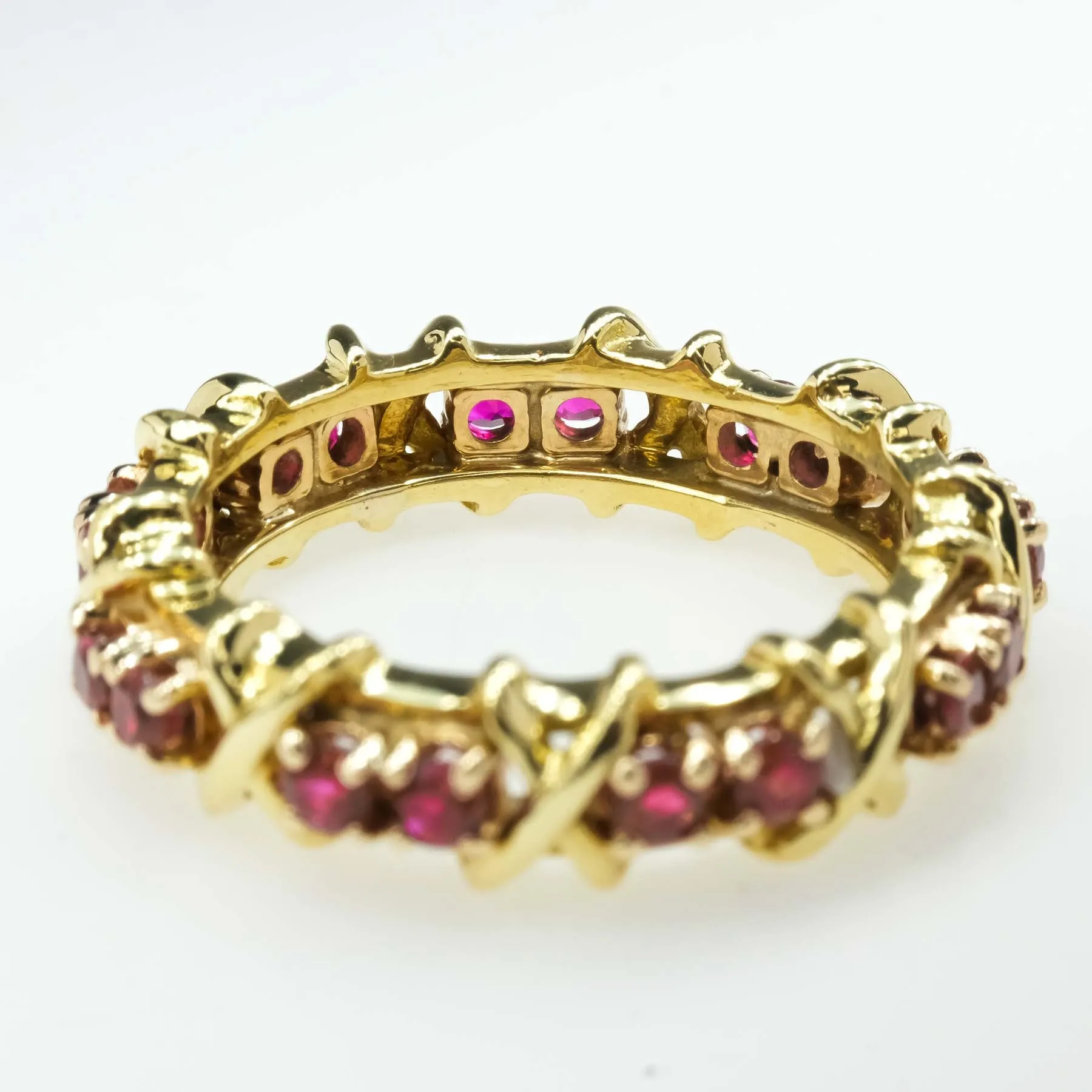 0.99ctw Ruby XO Eternity Band Ring in 18K Yellow Gold