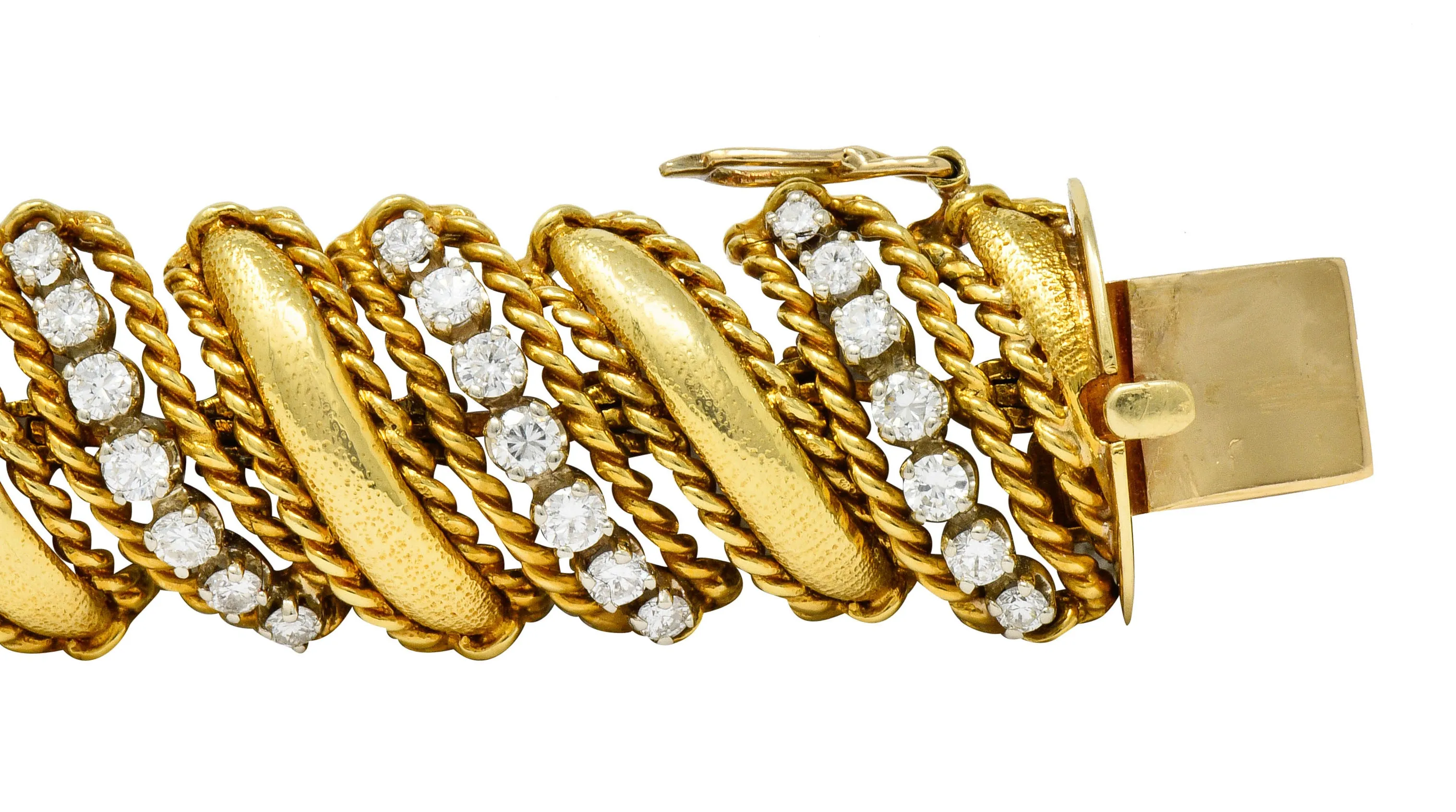 1970's Vintage 7.92 CTW Diamond 18 Karat Gold Link Bracelet