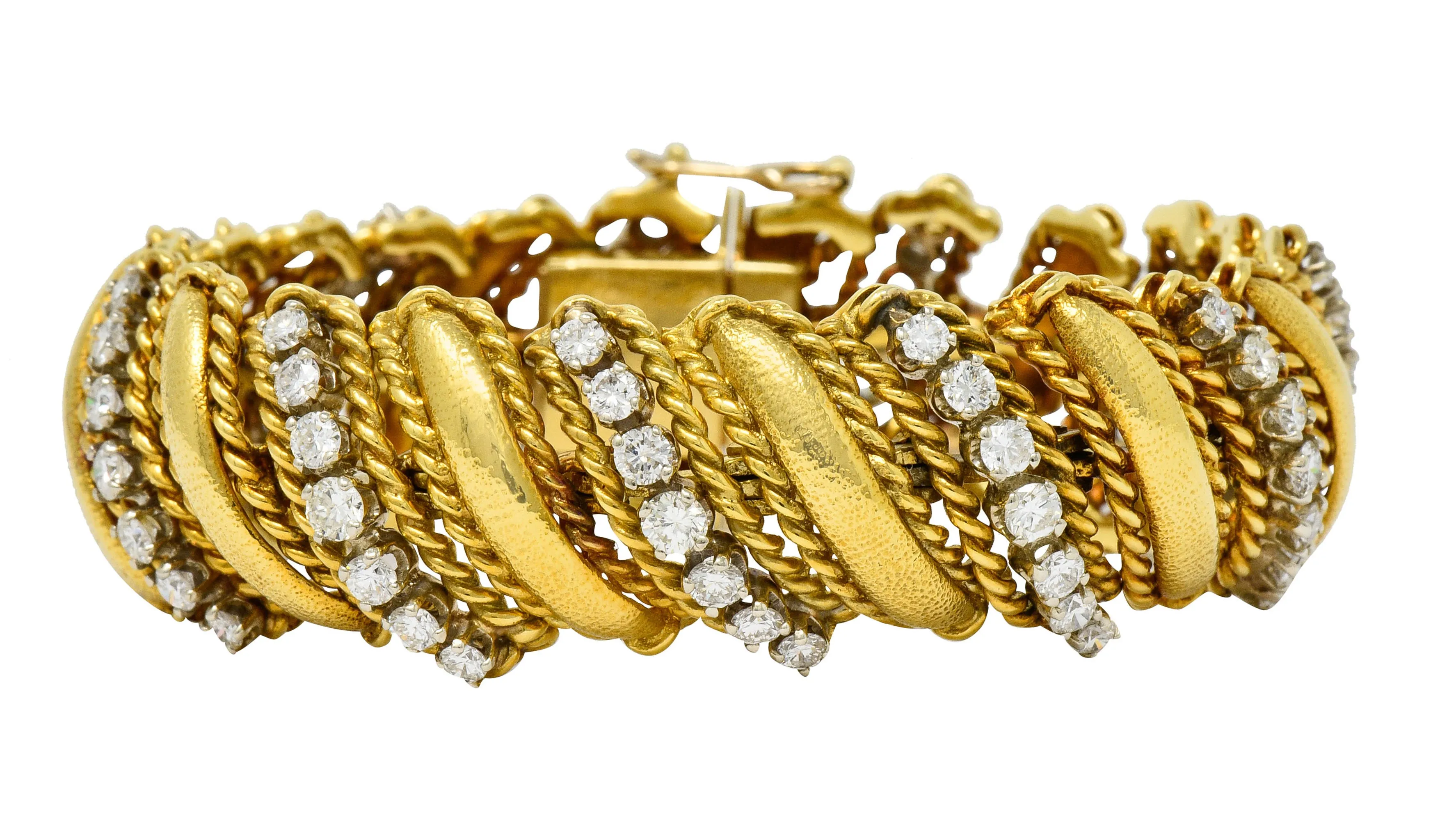 1970's Vintage 7.92 CTW Diamond 18 Karat Gold Link Bracelet