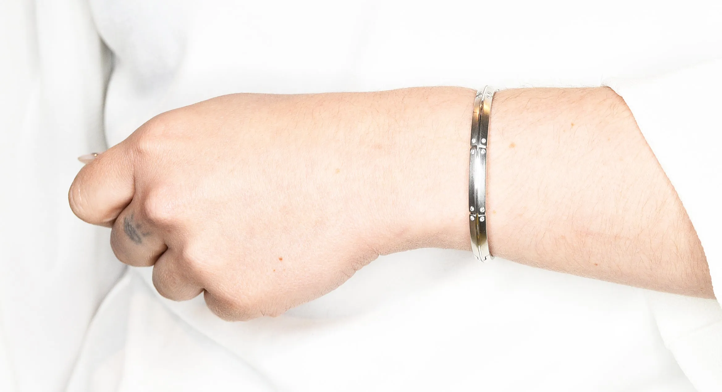 2000's Tiffany & Co. Diamond 18 Karat White Gold Streamerica Bangle Bracelet