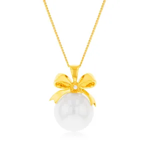 9ct White Gold 14-15mm White South Sea Pearl and Diamond Bow Pendant on 45cm Chain