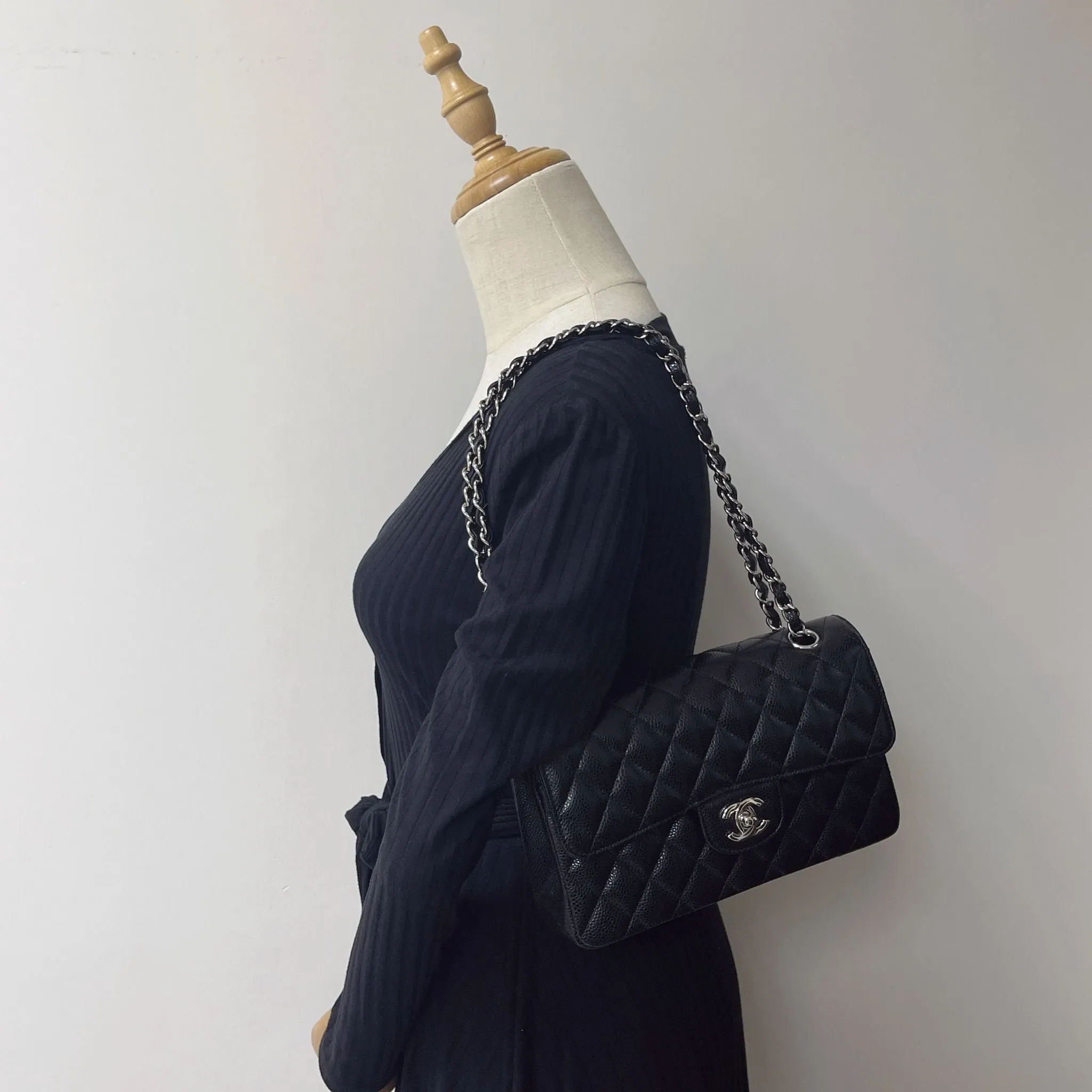 Chanel Timeless Classic Small