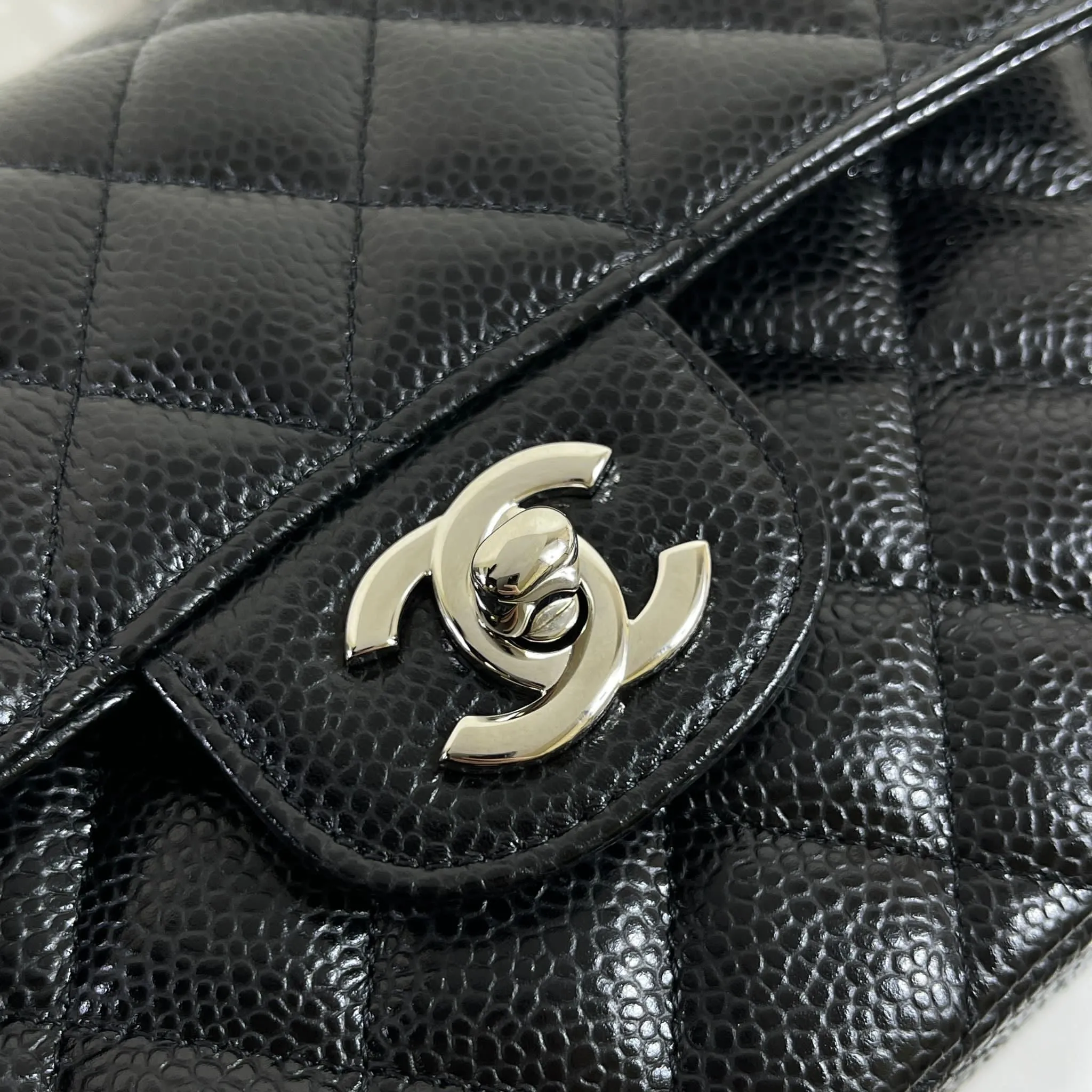 Chanel Timeless Classic Small