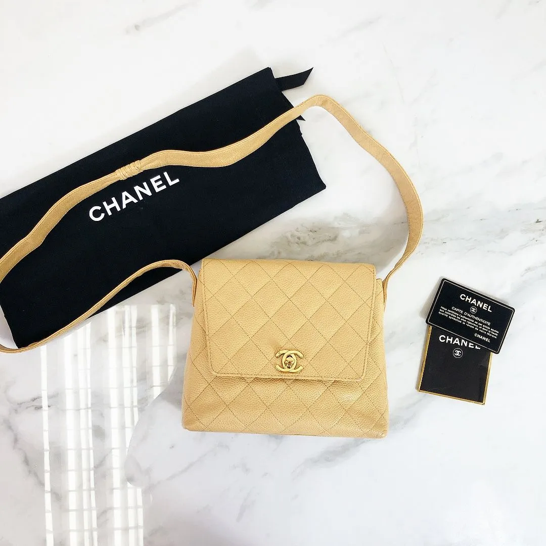 Chanel Vintage Crossbody Bag