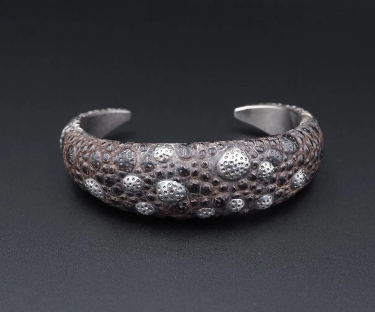 Designer Lou Guerin Alligator Cuff Bracelet Sterling Silver 8" Signed BS2909