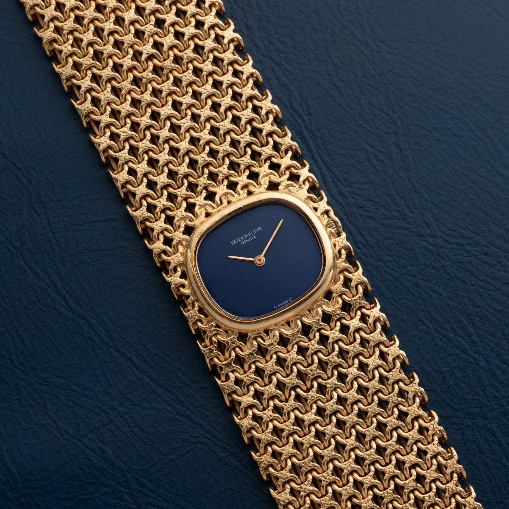 Ellipse Ladies Woven Cuff