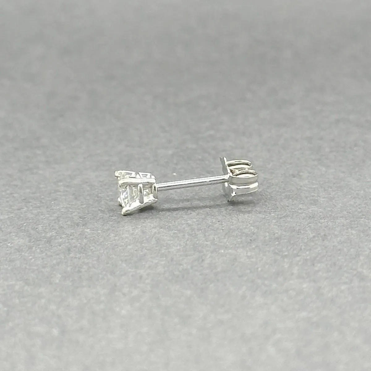 Estate 14K W Gold 0.16ct H/SI2 Diamond Single Stud Earring
