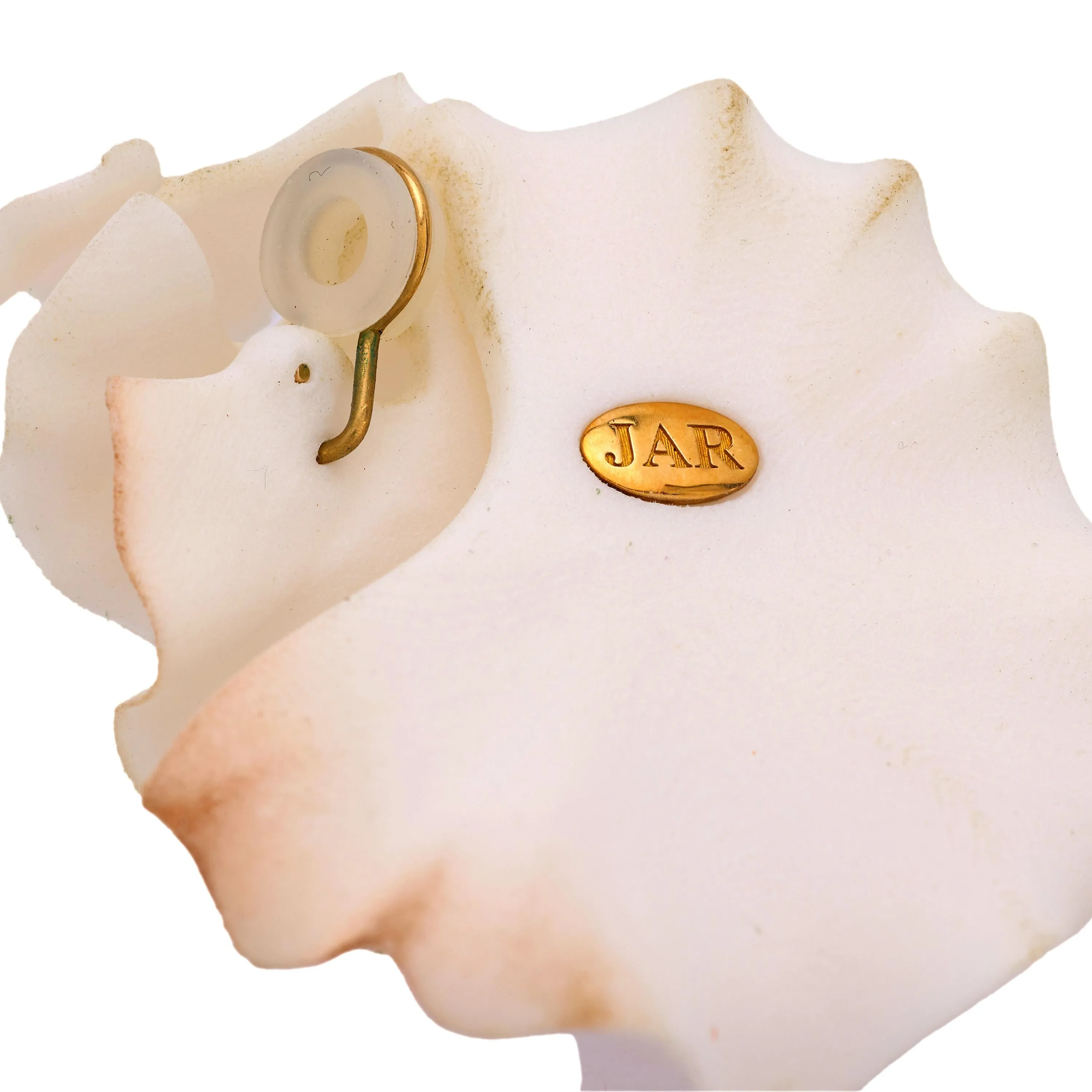 JAR Paris 18k yellow gold and white powder resin "Sweet pea" earrings