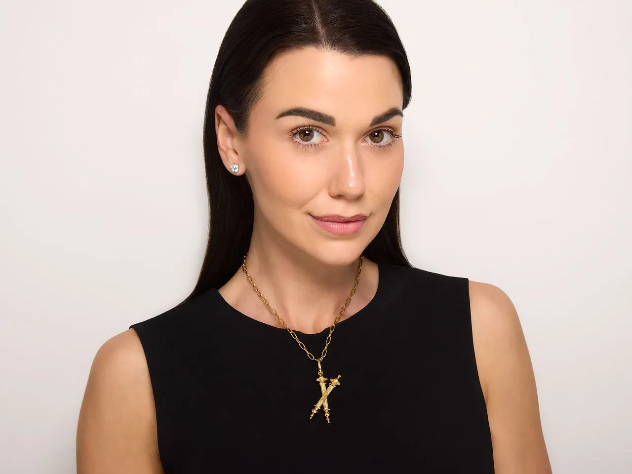 Mid-Century Cartier Pendant in 18K Gold