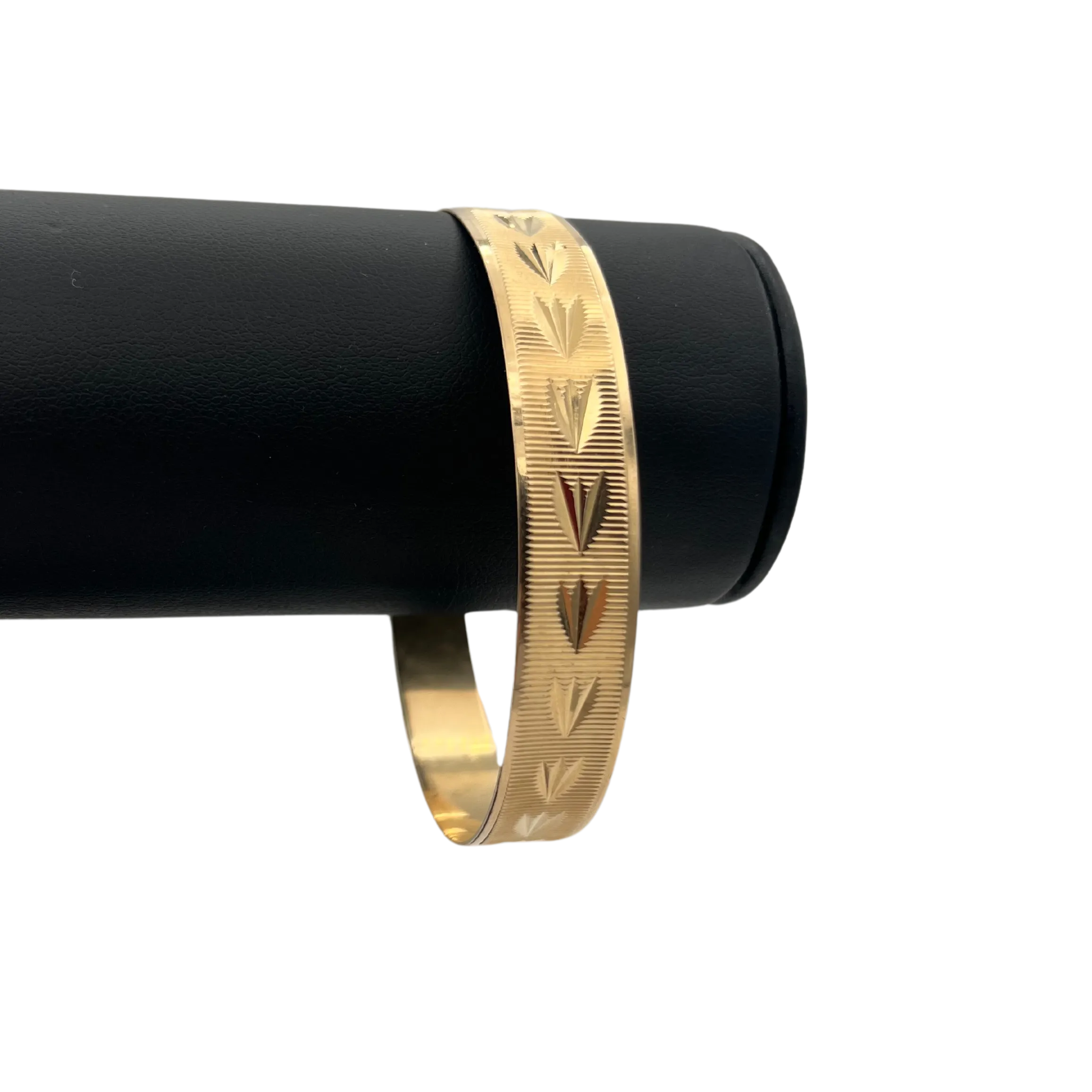 Vintage 18k Gold Round Wide Bangle Bracelet